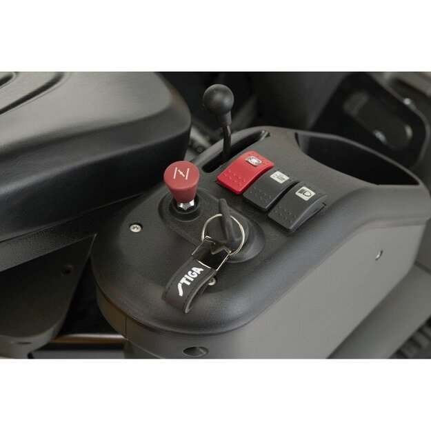 Traktoriukas STIGA Park 700 WX (ST 650, 4WD, keičia 2F6230745/ST2) 3