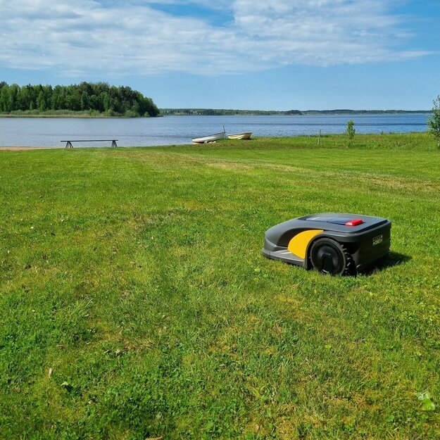 Robotas vejapjovė STIGA A 7500 (bevielis, iki 90 arų)