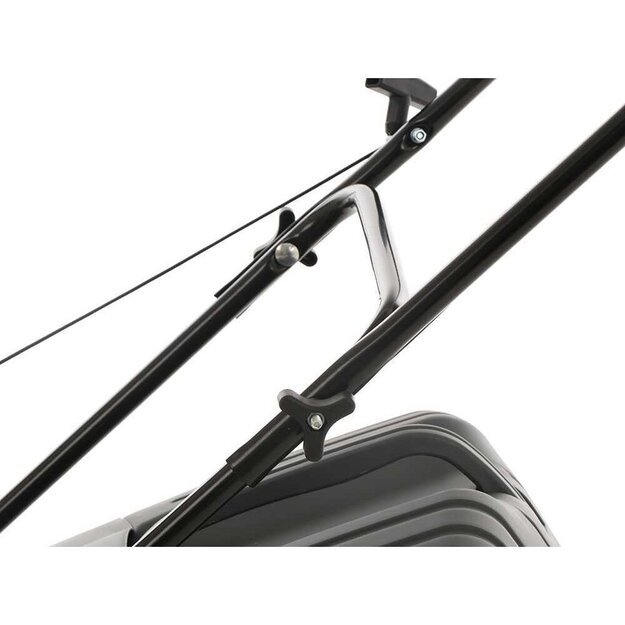 Vejapjovė benzininė Castelgarden XC 43 (43 cm, stumiama)