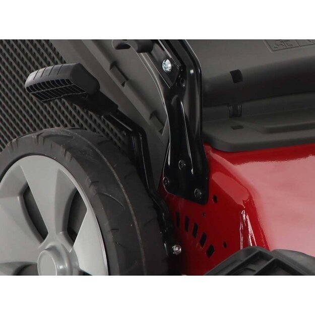 Vejapjovė benzininė savaeigė Castelgarden XC 53 SE (53 cm, el starteris, savaeigė)